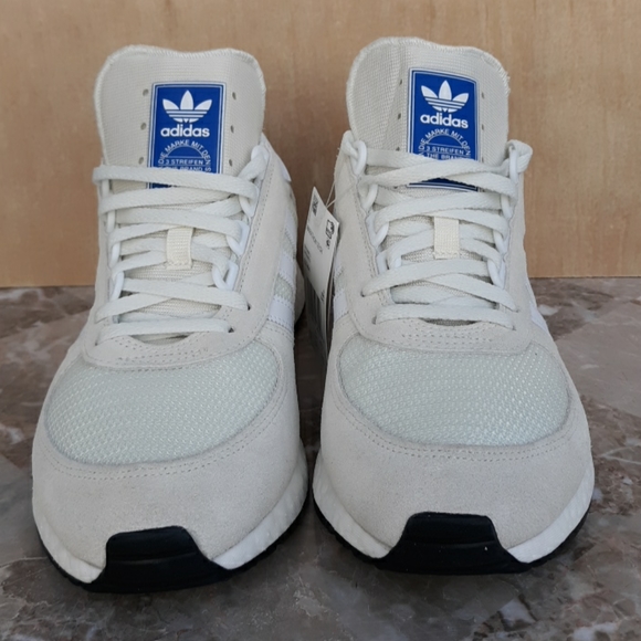 Adidas Originals Marathon Tech US9½ NWT - Picture 1 of 7